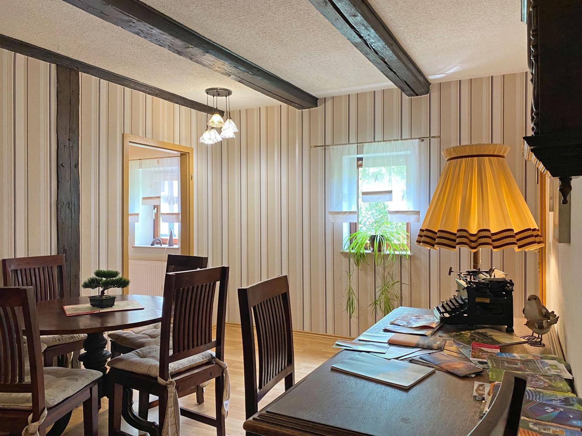 Ratags Kunsthandwerkerhaus Langenwolmsdorf Extérieur photo